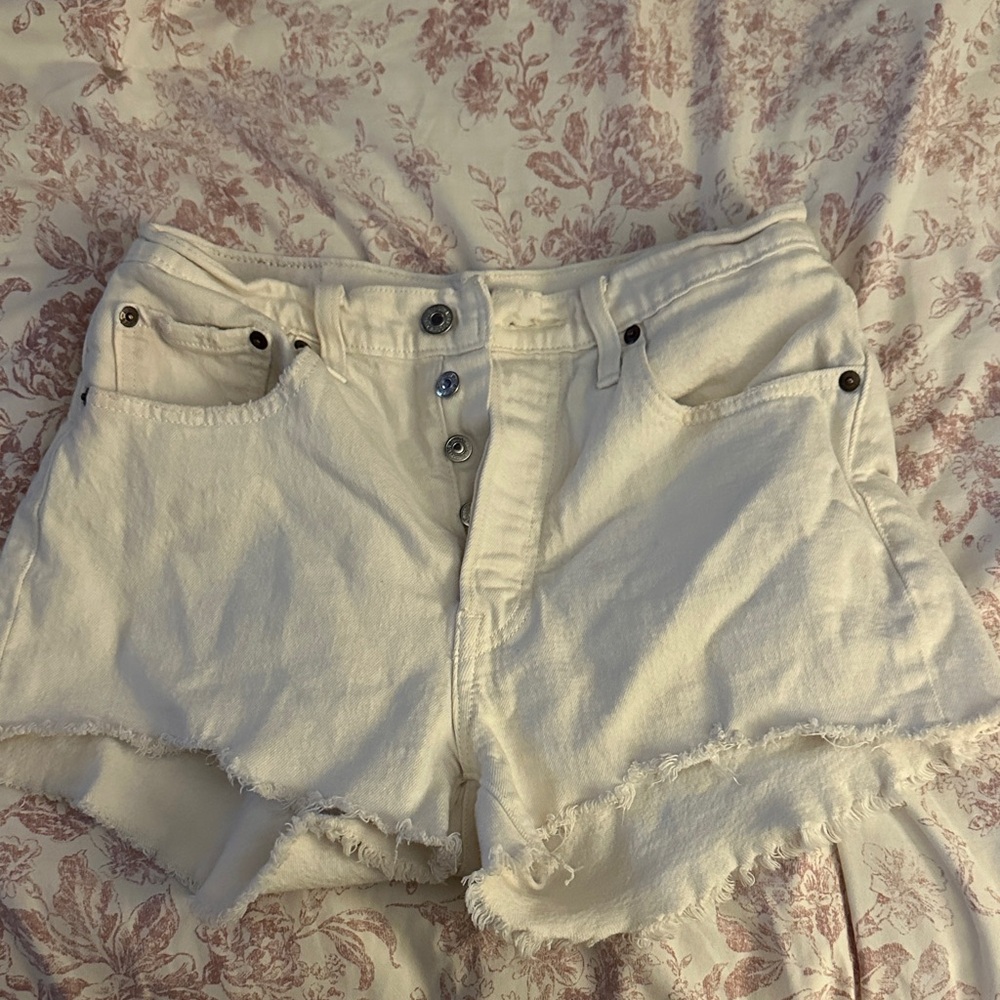 Women's White Levi’s 501 Denim Shorts